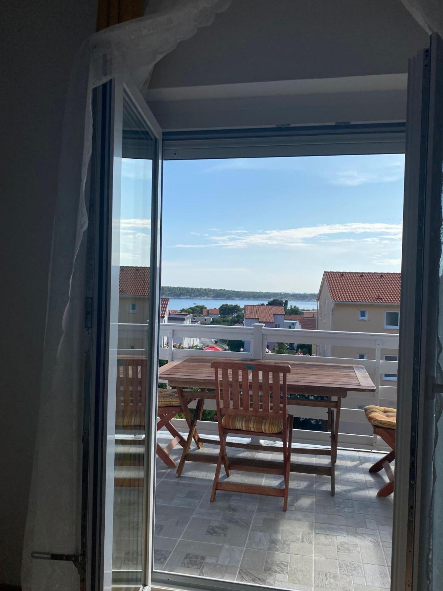 Apartments Olea Rab Town Eksteriør billede